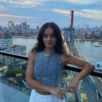 GianaBello 186500458 GigiHeadshot