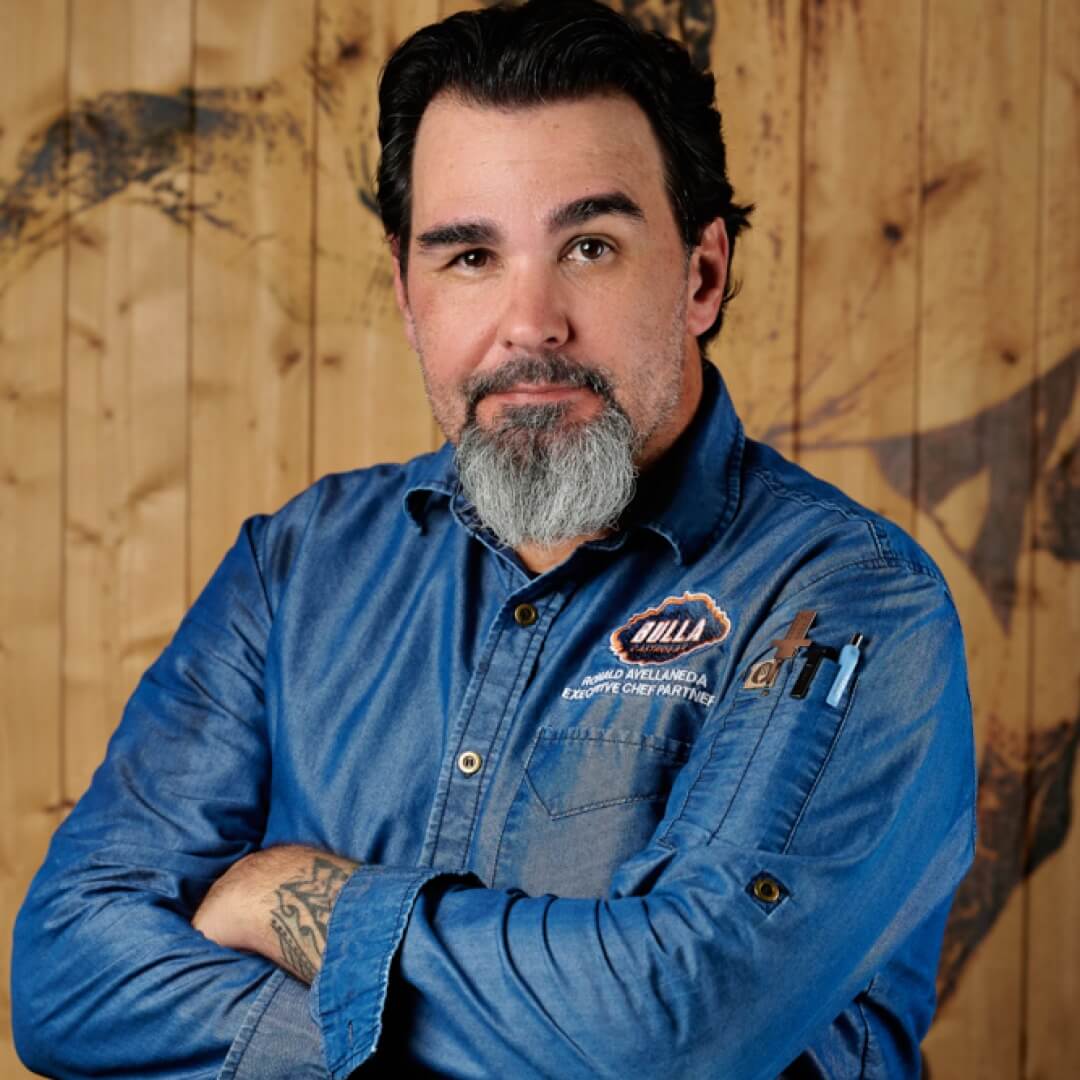 RonaldAvellaneda 167970513 ChefRonaldHeadshot