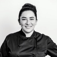 KarlaHoyos 126326329 headshot21