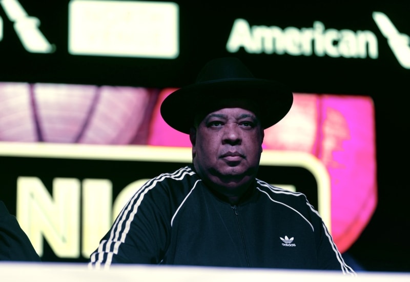 22573637 4ECC 4C8C 87FB 5FC425BC85C0 1 201 a